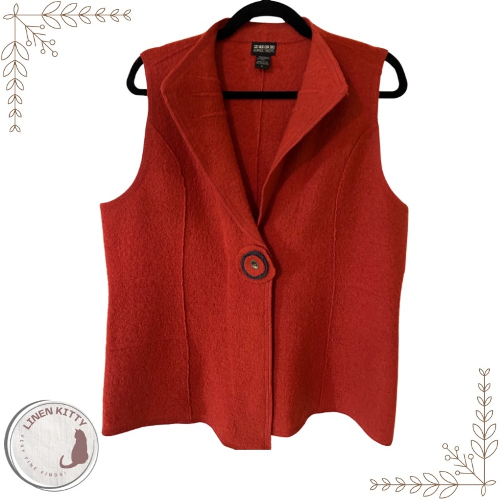 Nomadic Traders 100% Wool Vest with Unique Buttons: L